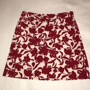 Ann Taylor red floral mini skirt